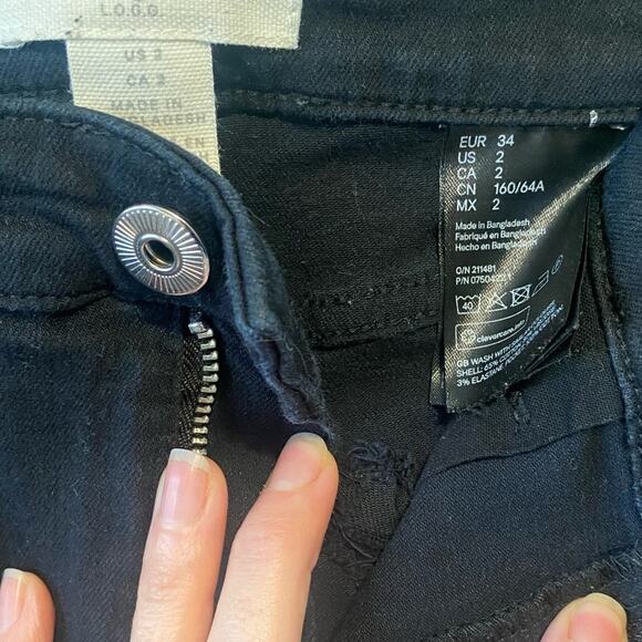 H&M Jeans Womens Size 2 Black Skinny Casual Stretch Denim Basic Staple Normcore - Picture 4 of 10